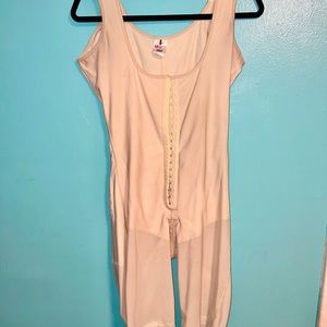 Compressive Size Reducing Post-Surgical Girdle